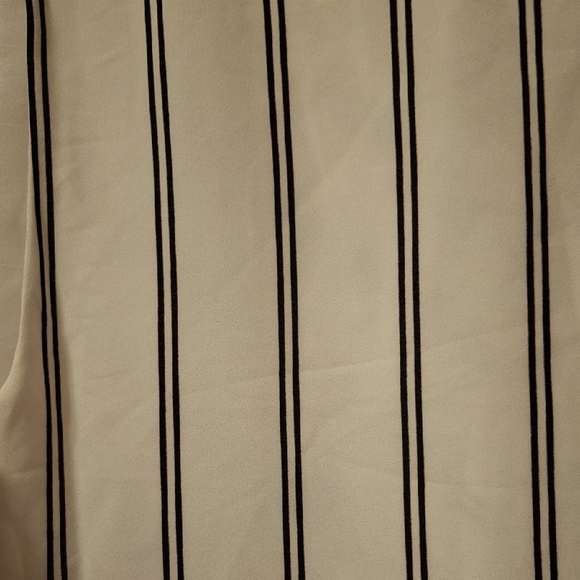 Kenar White and Black Chevron Tank Top Lg ๐๐๐๐ - Picture 8 of 8